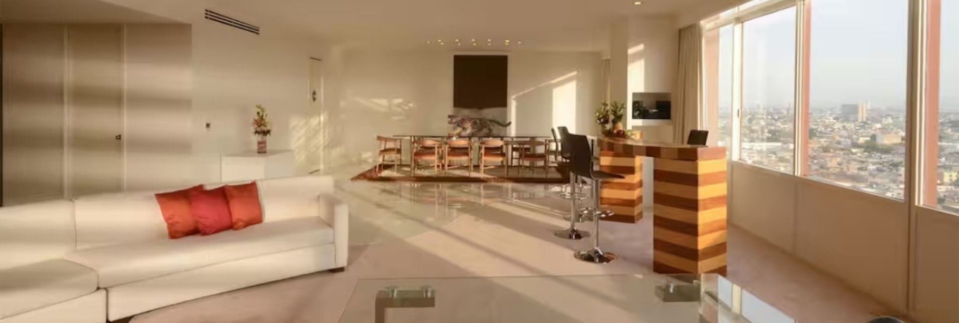 <p>Hospédate en la mejor habitación, descubre sus amplios espacios y amenidades especiales.</p>